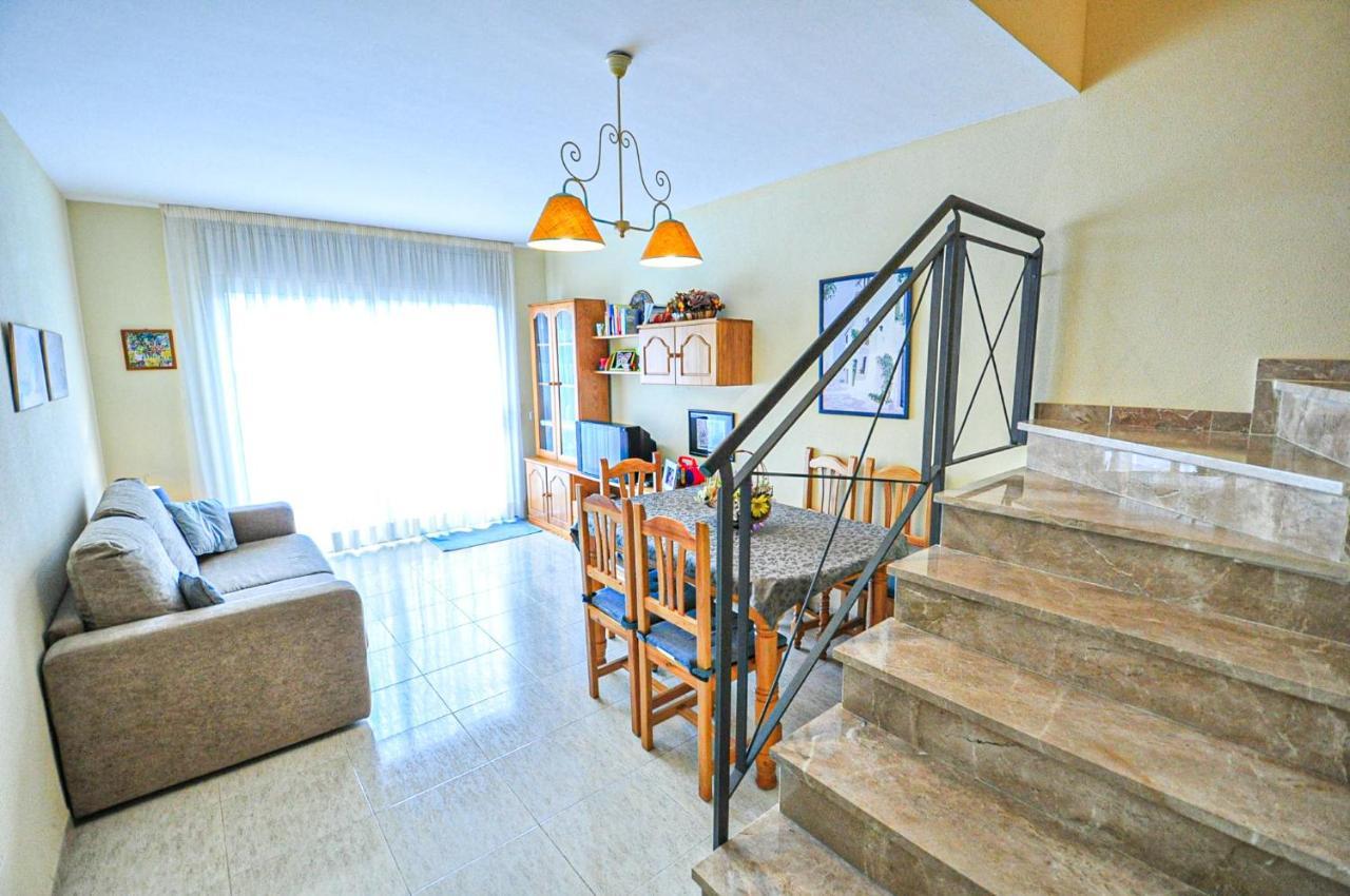 Tarongers - Only Families Cambrils Exterior foto